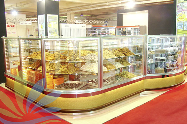 PASTRY DISPLAY GLASS